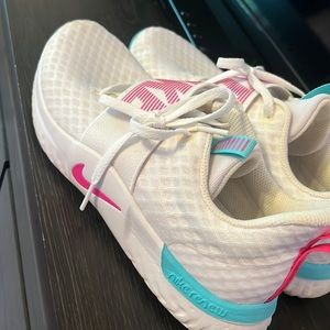Gently worn ladies Nike Renew tennis shoes.